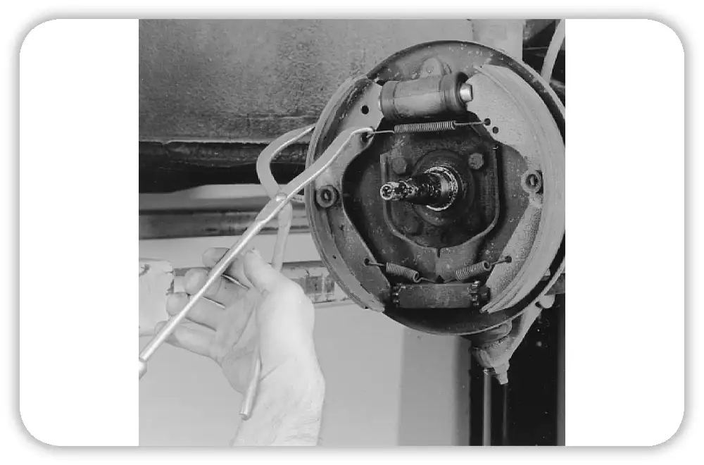 Step-by-Step: How to Use Brake Spring Pliers