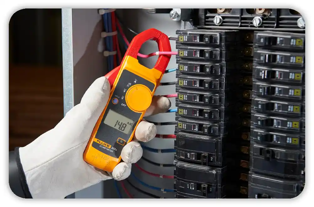 How Do You Use a Clamp Meter to Measure AC Current