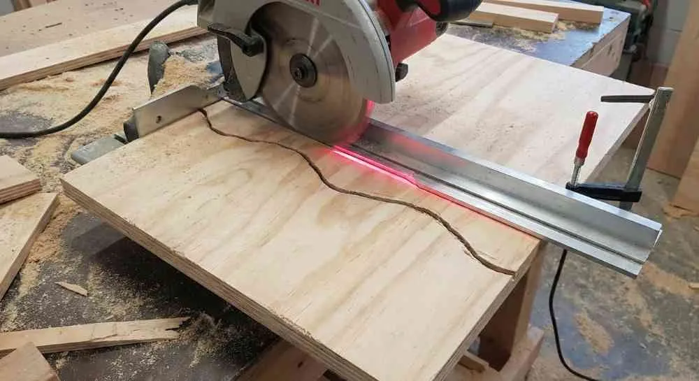 Why Circular Saws Cut Crooked Even With a Guide