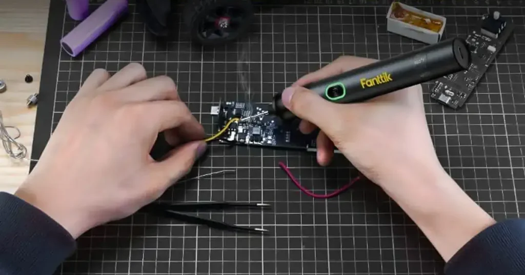 Can You Solder Without Flux