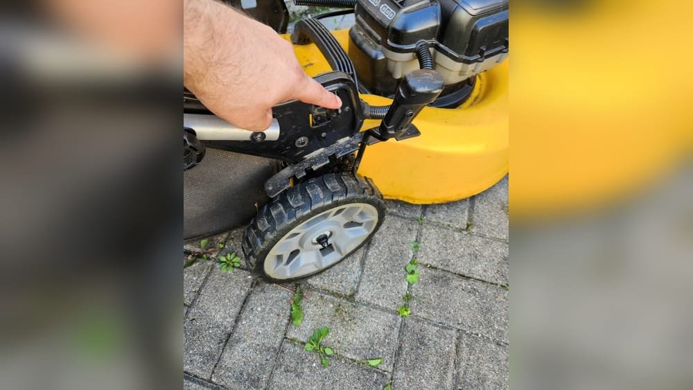 Dewalt Lawn Mower Not Starting