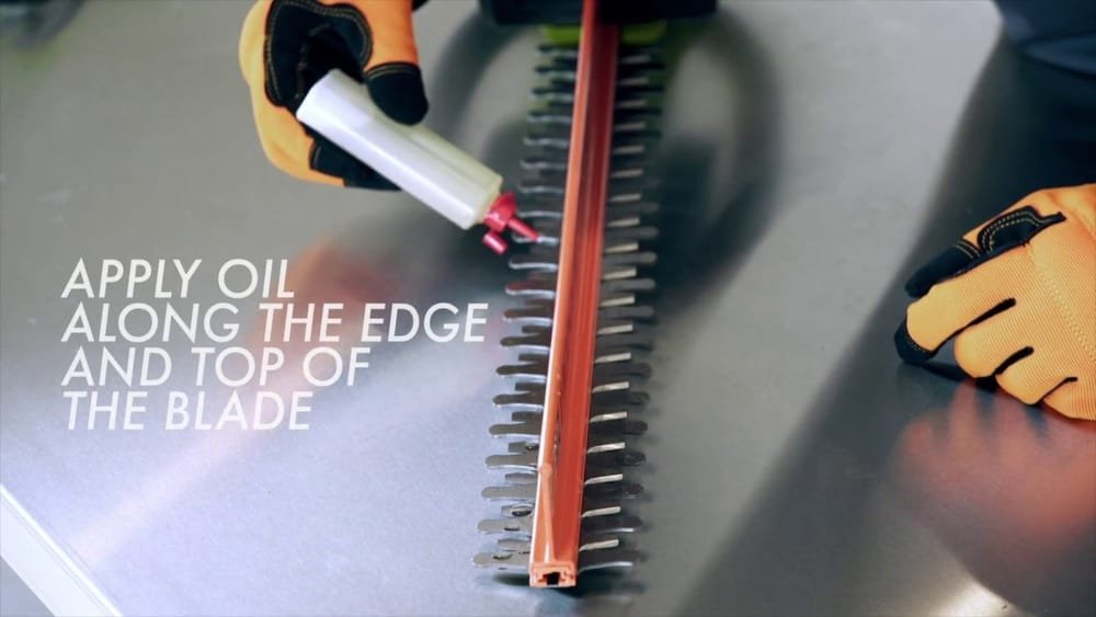 How to Lubricate Hedge Trimmer