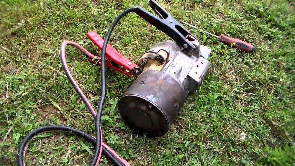 How to Test a Starter With Jumper Cables