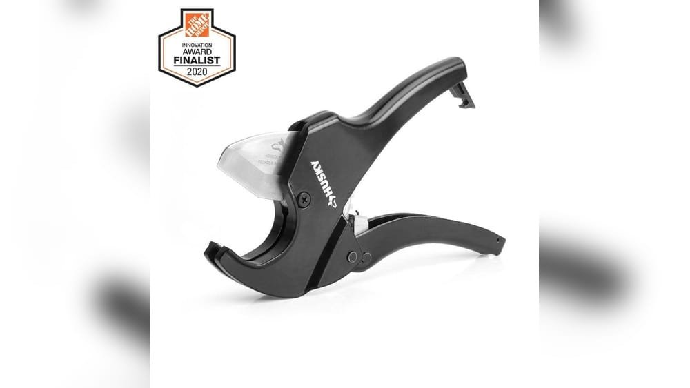 How to Use a Husky Pipe Cutter