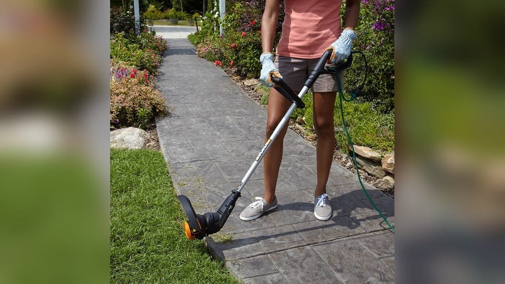 How to Use a String Trimmer